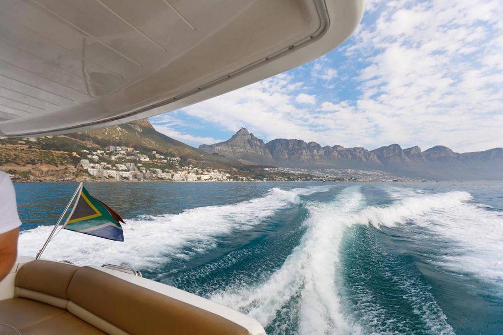 yacht hire cape town waterfront